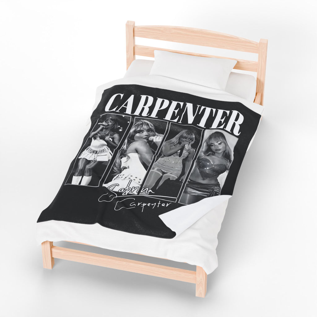 Sabrina Carpenter -Throw Blanket